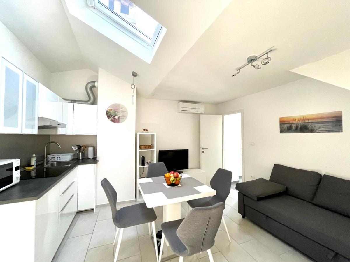 Happy Casa Isola Attico Apartment Izola Exterior photo